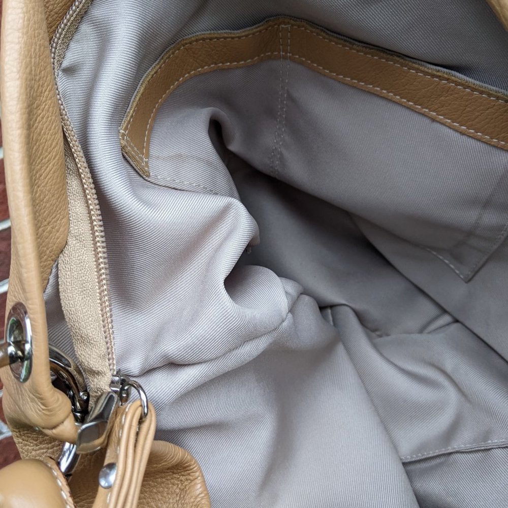 Innue Tan Purse - Picture 5 of 7